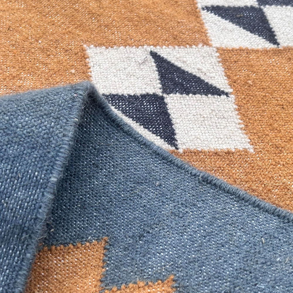 Handcrafted Wool Multicolor Vintage Dhurrie For Home